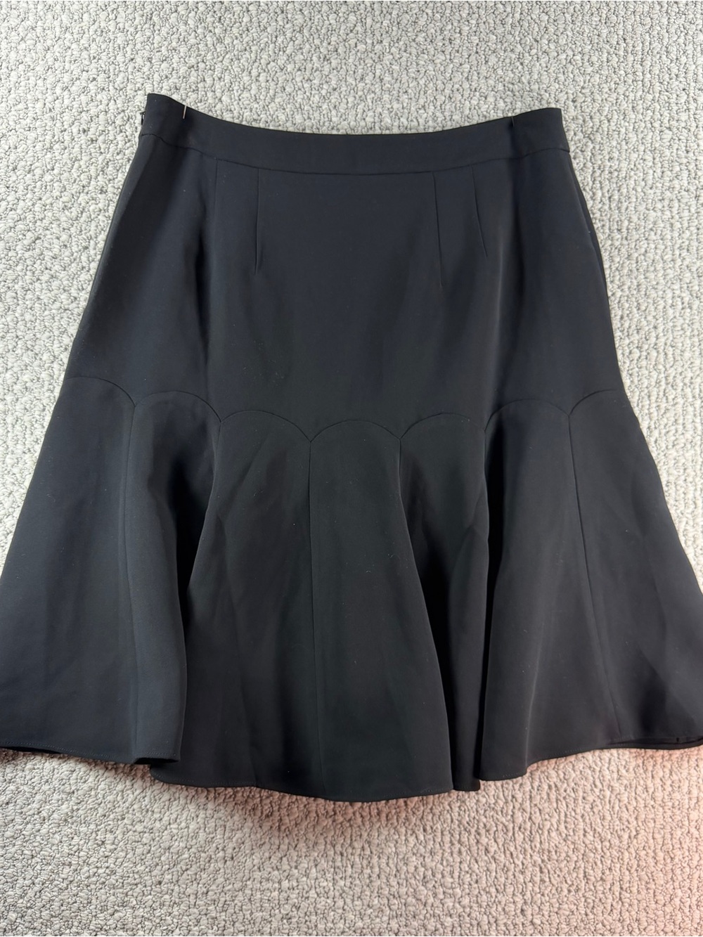 Talbots Black Scalloped Flounce Hem Dropped Waist Fluted Skirt Career Mini - Picture 2 of 7